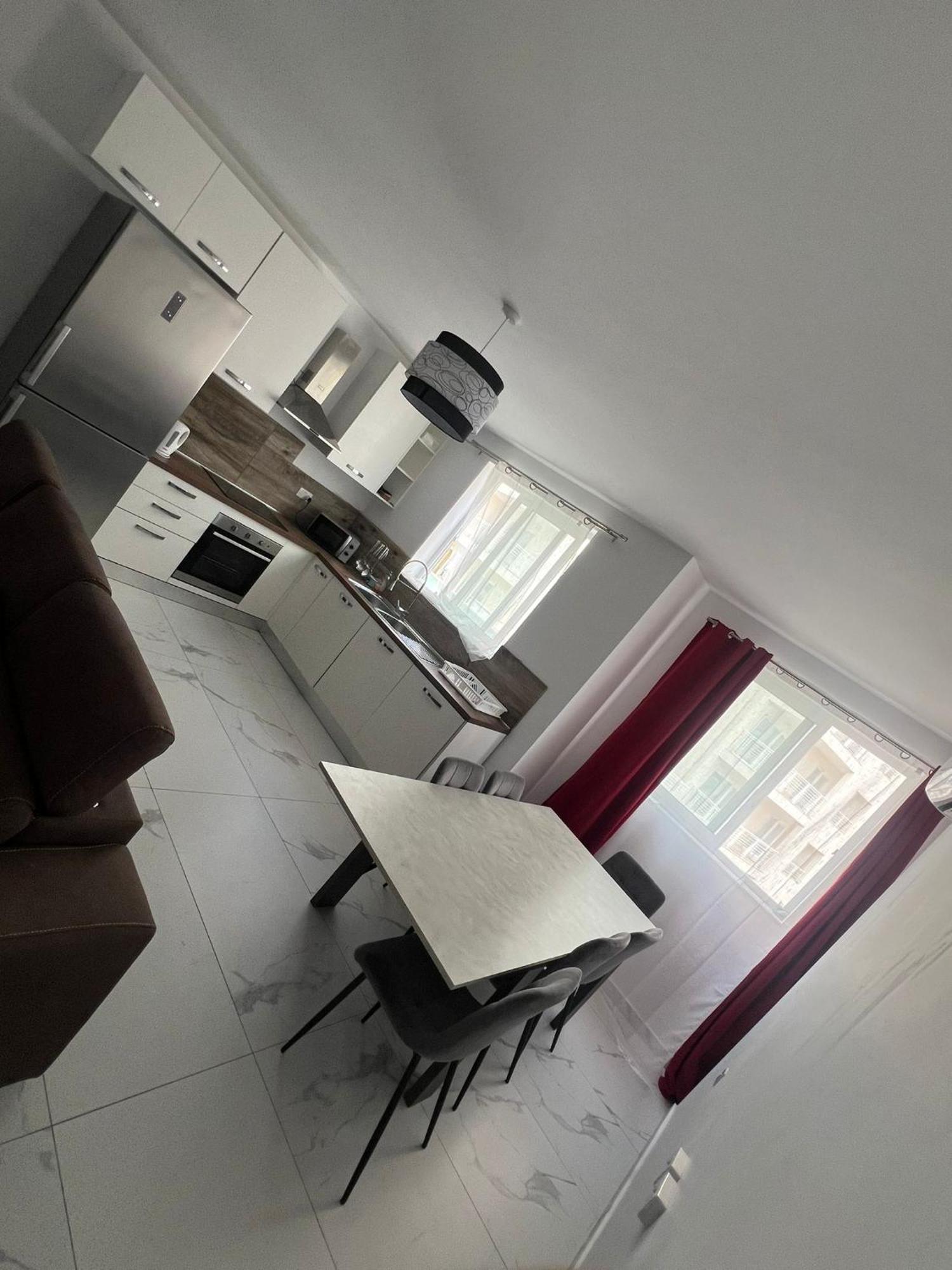 Spacious 3 Bedroom In Sliema! 객실 사진